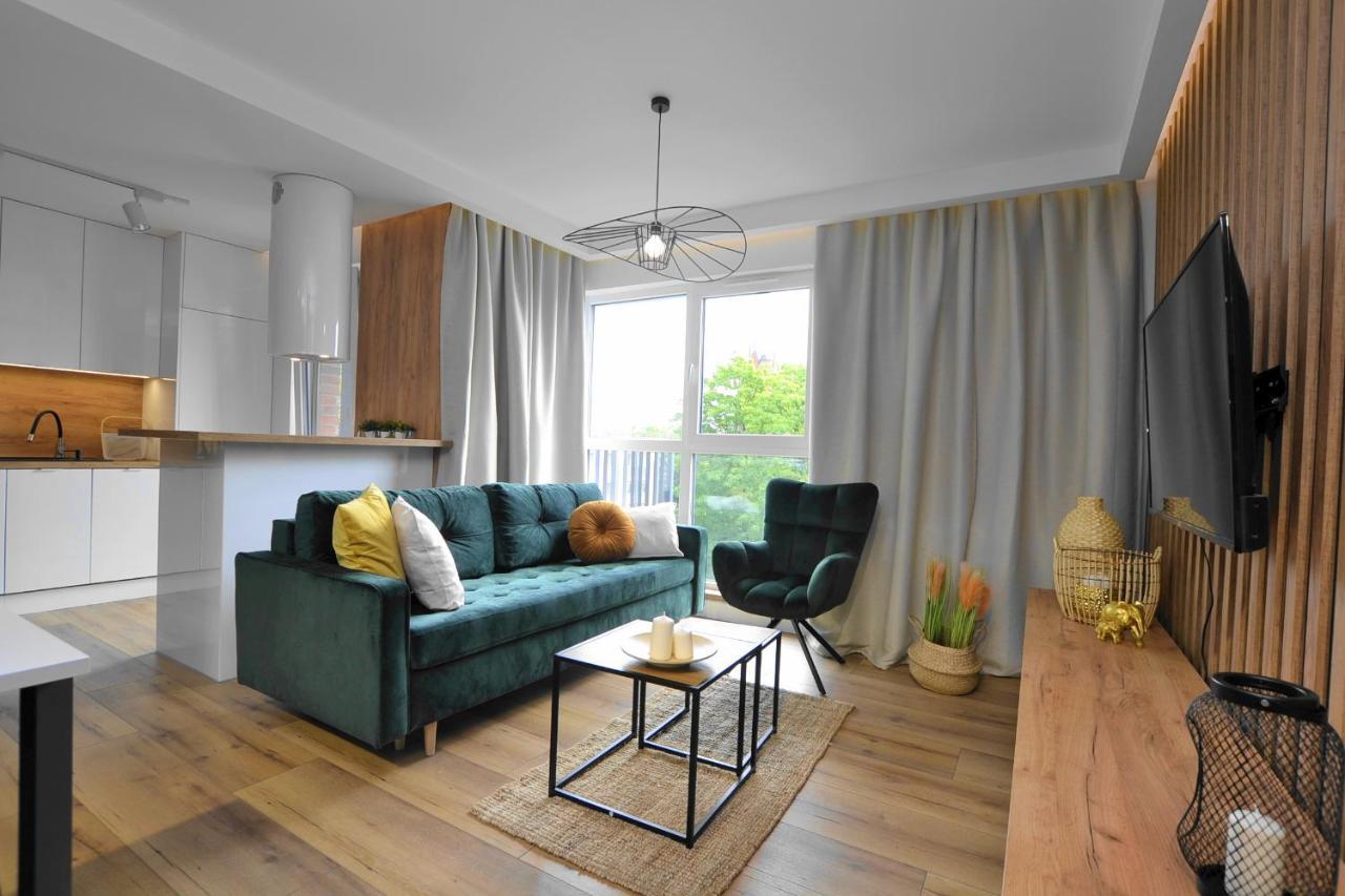 Apartament Krolowej Bony- Z Garazem Centrum Gliwic グリヴィツェ エクステリア 写真