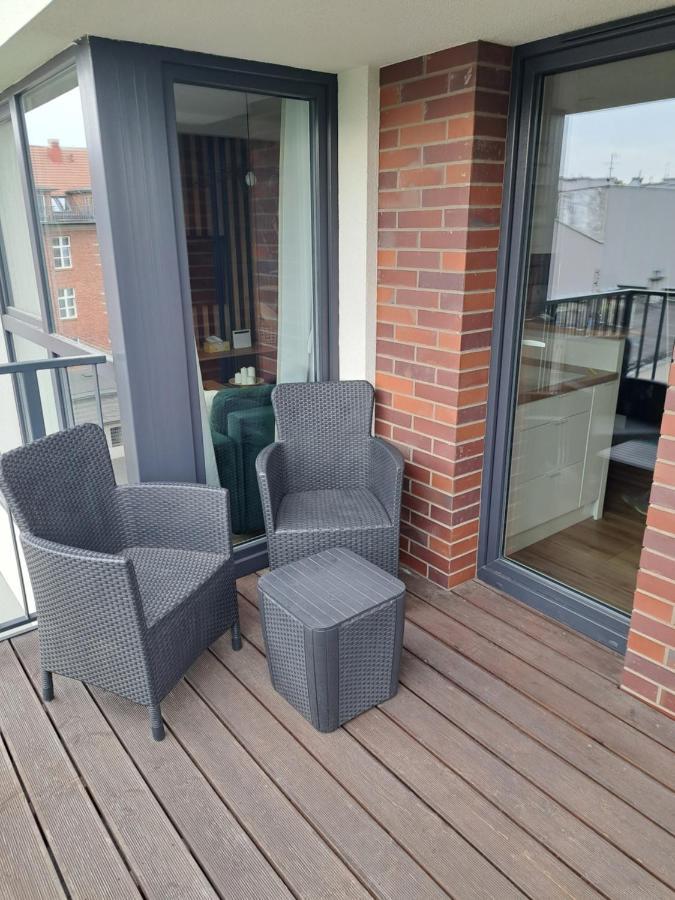 Apartament Krolowej Bony- Z Garazem Centrum Gliwic グリヴィツェ エクステリア 写真